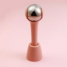 Charger l&#39;image dans la galerie, Massager for face Stainless Steel Cryo Facial Roller with   Hot Cold Therapy Massage Ball for Face De-Puffing  Contouring
